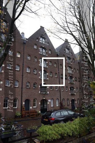 Amsterdam 17 november 2022
In dit complex heeft Jeroen Pauw een appartement wat hij verhuurt .