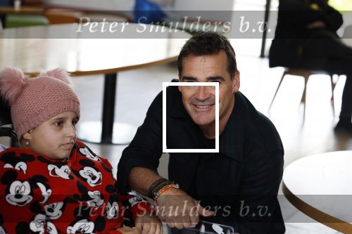Utrecht 25 oktober 2022
Jeroen v d Boom reikt prijs uit in het Wilhelmina kinderziekenhuis in Utrecht.