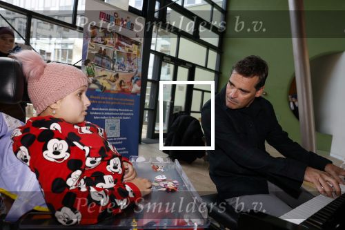 Utrecht 25 oktober 2022
Jeroen v d Boom reikt prijs uit in het Wilhelmina kinderziekenhuis in Utrecht.