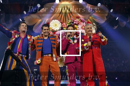 Amsterdam 19 november 2022
Toppers in concert in deJohan Cruijff arena.
Met oa Jeroen v d Boom Rene Froger Gerard Joling en Jan Smit.