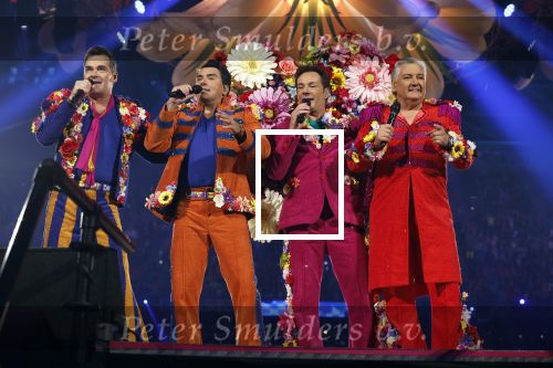 Amsterdam 19 november 2022
Toppers in concert in deJohan Cruijff arena.
Met oa Jeroen v d Boom Rene Froger Gerard Joling en Jan Smit.