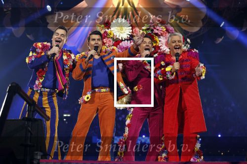 Amsterdam 19 november 2022
Toppers in concert in deJohan Cruijff arena.
Met oa Jeroen v d Boom Rene Froger Gerard Joling en Jan Smit.