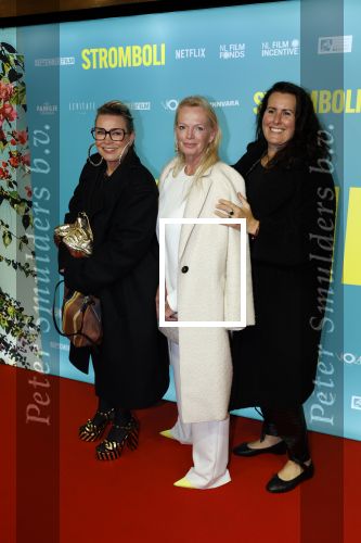 Amsterdam 31 oktober 2022
Premiere Stromboli in Tuschinski.
Jildou v d Bijl Karin Swerink en Ellen Litz