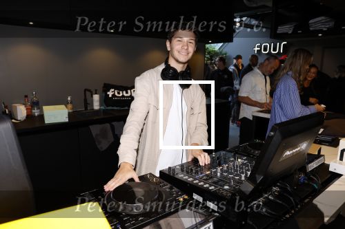 Amsterdam 22 oktober 2022
Josh Leroy als DJ bij FOUR tijdens ADE