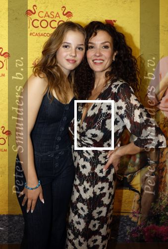 Rotterdam 7 november 2022
Premiere Casa Coco met oa Gerard Cox Joke Bruijs Loes Luca Katja Schuurman Frederique Spigt Bruni Heinke Oscar Aerts Chris Tates Richard Groenendijk en Pamela Teves. Katja en dochter Sammie Romer