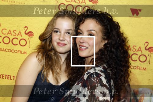 Rotterdam 7 november 2022
Premiere Casa Coco met oa Gerard Cox Joke Bruijs Loes Luca Katja Schuurman Frederique Spigt Bruni Heinke Oscar Aerts Chris Tates Richard Groenendijk en Pamela Teves. Katja en dochter Sammie Romer
