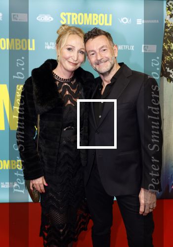 Amsterdam 31 oktober 2022
Premiere Stromboli in Tuschinski.
Kluun (Raymond v d Klundert) met partner