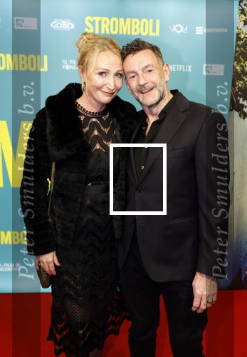 Amsterdam 31 oktober 2022
Premiere Stromboli in Tuschinski.
Kluun (Raymond v d Klundert) met partner