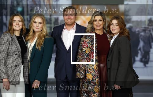 Amsterdam 4 november 2022
Fotomoment met koninklijke familie in de nieuwe kerk waar op dit moment een expositie is van Prinses Juliana.
Aanwezig Koning Willem Alexander Koningin Maxima Prinses Amalia Prinses Ariane en Prinses Alexia.