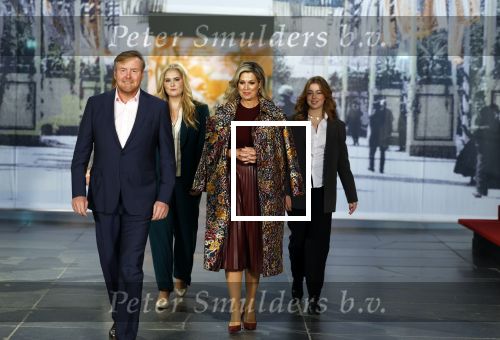 Amsterdam 4 november 2022
Fotomoment met koninklijke familie in de nieuwe kerk waar op dit moment een expositie is van Prinses Juliana.
Aanwezig Koning Willem Alexander Koningin Maxima Prinses Amalia Prinses Ariane en Prinses Alexia.