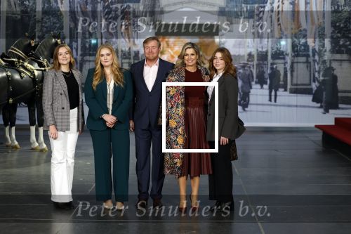Amsterdam 4 november 2022
Fotomoment met koninklijke familie in de nieuwe kerk waar op dit moment een expositie is van Prinses Juliana.
Aanwezig Koning Willem Alexander Koningin Maxima Prinses Amalia Prinses Ariane en Prinses Alexia.