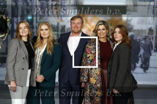 Amsterdam 4 november 2022
Fotomoment met koninklijke familie in de nieuwe kerk waar op dit moment een expositie is van Prinses Juliana.
Aanwezig Koning Willem Alexander Koningin Maxima Prinses Amalia Prinses Ariane en Prinses Alexia.