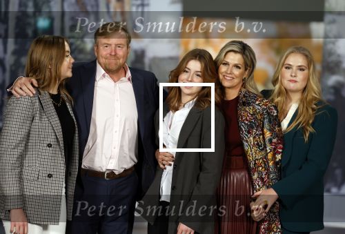 Amsterdam 4 november 2022
Fotomoment met koninklijke familie in de nieuwe kerk waar op dit moment een expositie is van Prinses Juliana.
Aanwezig Koning Willem Alexander Koningin Maxima Prinses Amalia Prinses Ariane en Prinses Alexia.