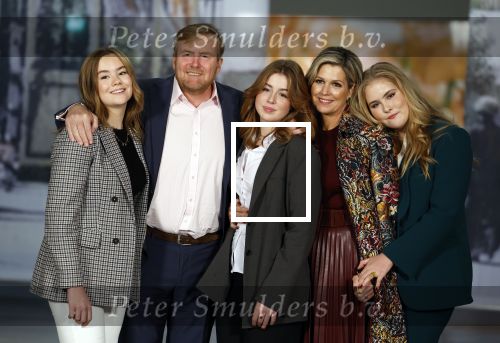 Amsterdam 4 november 2022
Fotomoment met koninklijke familie in de nieuwe kerk waar op dit moment een expositie is van Prinses Juliana.
Aanwezig Koning Willem Alexander Koningin Maxima Prinses Amalia Prinses Ariane en Prinses Alexia.