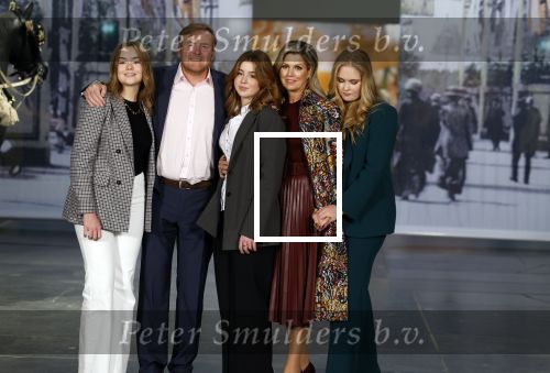 Amsterdam 4 november 2022
Fotomoment met koninklijke familie in de nieuwe kerk waar op dit moment een expositie is van Prinses Juliana.
Aanwezig Koning Willem Alexander Koningin Maxima Prinses Amalia Prinses Ariane en Prinses Alexia.
