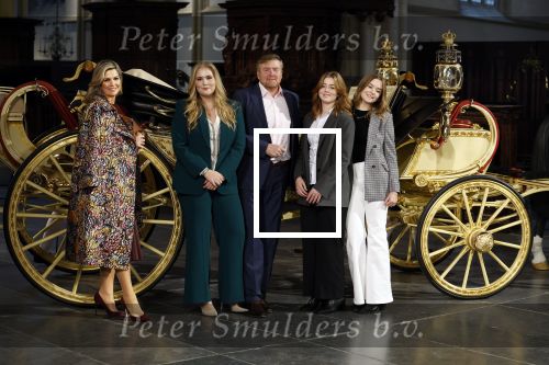 Amsterdam 4 november 2022
Fotomoment met koninklijke familie in de nieuwe kerk waar op dit moment een expositie is van Prinses Juliana.
Aanwezig Koning Willem Alexander Koningin Maxima Prinses Amalia Prinses Ariane en Prinses Alexia.