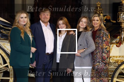 Amsterdam 4 november 2022
Fotomoment met koninklijke familie in de nieuwe kerk waar op dit moment een expositie is van Prinses Juliana.
Aanwezig Koning Willem Alexander Koningin Maxima Prinses Amalia Prinses Ariane en Prinses Alexia.