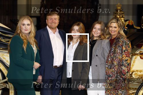 Amsterdam 4 november 2022
Fotomoment met koninklijke familie in de nieuwe kerk waar op dit moment een expositie is van Prinses Juliana.
Aanwezig Koning Willem Alexander Koningin Maxima Prinses Amalia Prinses Ariane en Prinses Alexia.