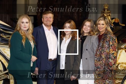 Amsterdam 4 november 2022
Fotomoment met koninklijke familie in de nieuwe kerk waar op dit moment een expositie is van Prinses Juliana.
Aanwezig Koning Willem Alexander Koningin Maxima Prinses Amalia Prinses Ariane en Prinses Alexia.