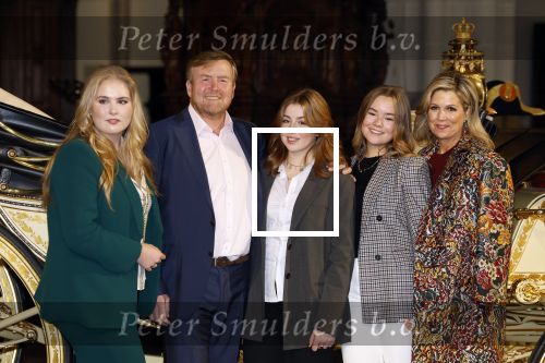 Amsterdam 4 november 2022
Fotomoment met koninklijke familie in de nieuwe kerk waar op dit moment een expositie is van Prinses Juliana.
Aanwezig Koning Willem Alexander Koningin Maxima Prinses Amalia Prinses Ariane en Prinses Alexia.