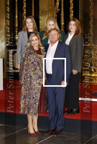 Amsterdam 4 november 2022
Fotomoment met koninklijke familie in de nieuwe kerk waar op dit moment een expositie is van Prinses Juliana.
Aanwezig Koning Willem Alexander Koningin Maxima Prinses Amalia Prinses Ariane en Prinses Alexia.