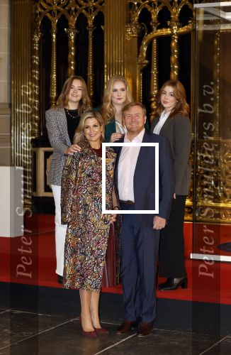 Amsterdam 4 november 2022
Fotomoment met koninklijke familie in de nieuwe kerk waar op dit moment een expositie is van Prinses Juliana.
Aanwezig Koning Willem Alexander Koningin Maxima Prinses Amalia Prinses Ariane en Prinses Alexia.
