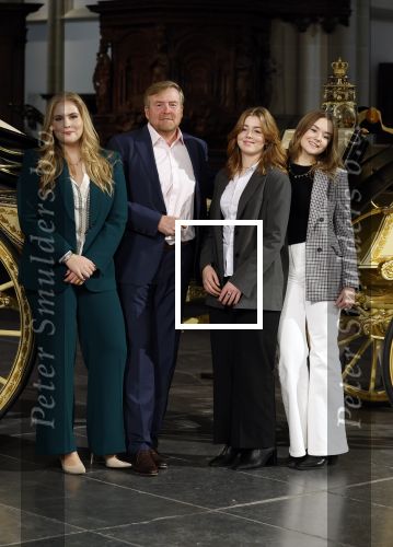 Amsterdam 4 november 2022
Fotomoment met koninklijke familie in de nieuwe kerk waar op dit moment een expositie is van Prinses Juliana.
Aanwezig Koning Willem Alexander Koningin Maxima Prinses Amalia Prinses Ariane en Prinses Alexia.