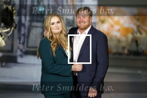 Amsterdam 4 november 2022
Fotomoment met koninklijke familie in de nieuwe kerk waar op dit moment een expositie is van Prinses Juliana.
Aanwezig Koning Willem Alexander Koningin Maxima Prinses Amalia Prinses Ariane en Prinses Alexia.