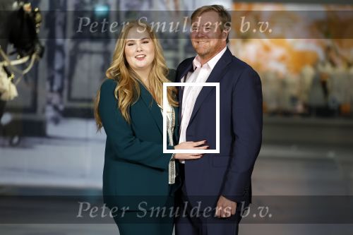 Amsterdam 4 november 2022
Fotomoment met koninklijke familie in de nieuwe kerk waar op dit moment een expositie is van Prinses Juliana.
Aanwezig Koning Willem Alexander Koningin Maxima Prinses Amalia Prinses Ariane en Prinses Alexia.