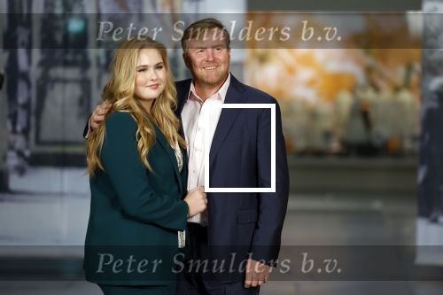 Amsterdam 4 november 2022
Fotomoment met koninklijke familie in de nieuwe kerk waar op dit moment een expositie is van Prinses Juliana.
Aanwezig Koning Willem Alexander Koningin Maxima Prinses Amalia Prinses Ariane en Prinses Alexia.