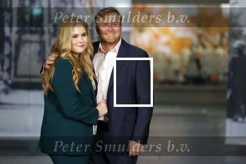 Amsterdam 4 november 2022
Fotomoment met koninklijke familie in de nieuwe kerk waar op dit moment een expositie is van Prinses Juliana.
Aanwezig Koning Willem Alexander Koningin Maxima Prinses Amalia Prinses Ariane en Prinses Alexia.