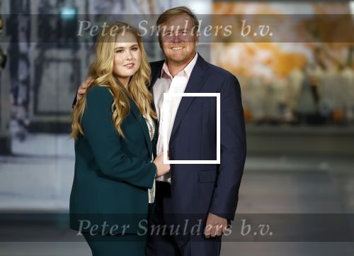 Amsterdam 4 november 2022
Fotomoment met koninklijke familie in de nieuwe kerk waar op dit moment een expositie is van Prinses Juliana.
Aanwezig Koning Willem Alexander Koningin Maxima Prinses Amalia Prinses Ariane en Prinses Alexia.