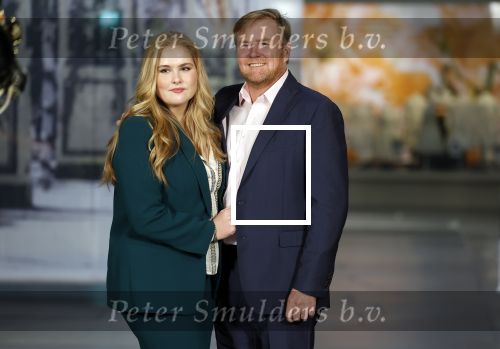 Amsterdam 4 november 2022
Fotomoment met koninklijke familie in de nieuwe kerk waar op dit moment een expositie is van Prinses Juliana.
Aanwezig Koning Willem Alexander Koningin Maxima Prinses Amalia Prinses Ariane en Prinses Alexia.