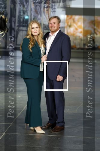Amsterdam 4 november 2022
Fotomoment met koninklijke familie in de nieuwe kerk waar op dit moment een expositie is van Prinses Juliana.
Aanwezig Koning Willem Alexander Koningin Maxima Prinses Amalia Prinses Ariane en Prinses Alexia.