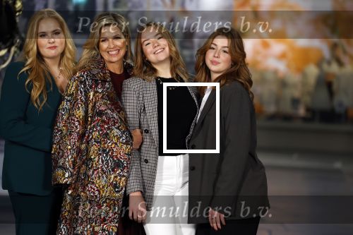 Amsterdam 4 november 2022
Fotomoment met koninklijke familie in de nieuwe kerk waar op dit moment een expositie is van Prinses Juliana.
Aanwezig Koning Willem Alexander Koningin Maxima Prinses Amalia Prinses Ariane en Prinses Alexia.