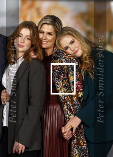 Amsterdam 4 november 2022
Fotomoment met koninklijke familie in de nieuwe kerk waar op dit moment een expositie is van Prinses Juliana.
Aanwezig Koning Willem Alexander Koningin Maxima Prinses Amalia Prinses Ariane en Prinses Alexia.
