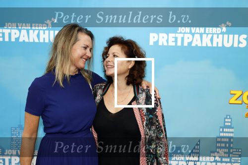 Zaandam 30 oktober 2022
Premiere zo vader zo zoon van Jon v Eerd in het zaantheater. Maaike Widdershoven met een kennis