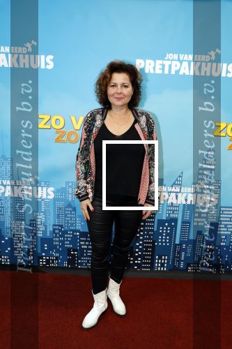 Zaandam 30 oktober 2022
Premiere zo vader zo zoon van Jon v Eerd in het zaantheater. Maaike Widdershoven met een kennis
