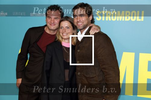 Amsterdam 31 oktober 2022
Premiere Stromboli in Tuschinski.
Manuel Broekman met vrienden