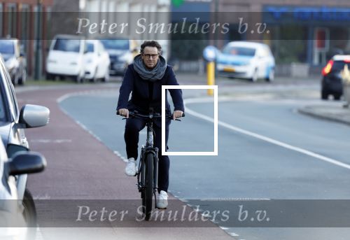Alkmaar 12 en 13 november 2022
Marco Borsato op de fiets in het centrum van Alkmaar .