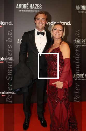 Amsterdam, 19 Oktober 2022
Premiere documentaire Andre Hazes bij Videoland in het Tuschinski theater
Mariska v Kolck met haar oudste zoon Christoph Jacobsen