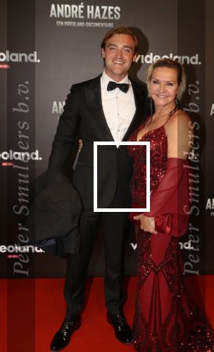 Amsterdam, 19 Oktober 2022
Premiere documentaire Andre Hazes bij Videoland in het Tuschinski theater
Mariska v Kolck met haar oudste zoon Christoph Jacobsen