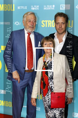 Amsterdam 31 oktober 2022
Premiere Stromboli in Tuschinski.
Mark v Eeuwen met vader en stiefmoeder