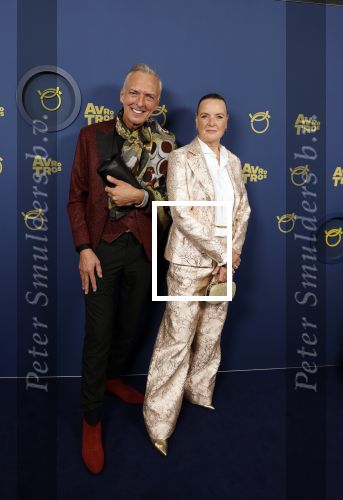 Amsterdam 6 oktober 2022
Uitreiking televizierring 2022 in carre .
Martien Meiland en Erica Meiland samen met Maxime Meiland en haar man Leroy Molkenboer