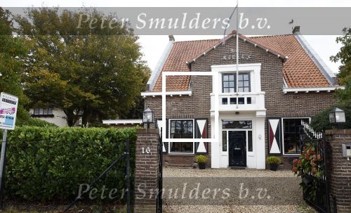 Noordwijk 15 oktober 2022
Maxime Meiland en haar man Leroy Wortelboer hebben een nieuwe villa / huis gekocht heel dichtbij Martien en Erica. Verkocht onder voorbehoud.