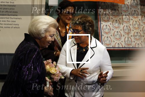 Amsterdam 13 oktober 2022
Prinses Beatrix opent de expositie van haar moeder prinses Juliana in de nieuwe kerk in Amsterdam. Noraly Beyer met prinses Beatrix
