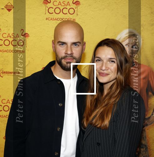 Rotterdam 7 november 2022
Premiere Casa Coco met oa Gerard Cox Joke Bruijs Loes Luca Katja Schuurman Frederique Spigt Bruni Heinke Oscar Aerts Chris Tates Richard Groenendijk en Pamela Teves. Oscar aerts met partner