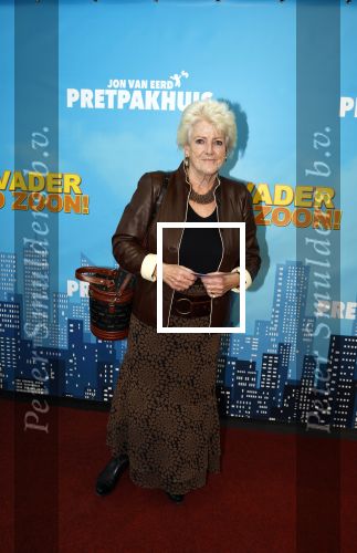 Zaandam 30 oktober 2022
Premiere zo vader zo zoon van Jon v Eerd in het zaantheater. Pamela Teves