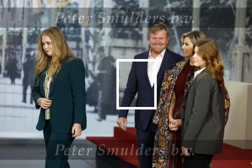 Amsterdam 4 november 2022
Fotomoment met koninklijke familie in de nieuwe kerk waar op dit moment een expositie is van Prinses Juliana.
Aanwezig Koning Willem Alexander Koningin Maxima Prinses Amalia Prinses Ariane en Prinses Alexia.