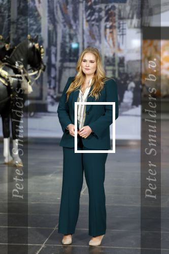 Amsterdam 4 november 2022
Fotomoment met koninklijke familie in de nieuwe kerk waar op dit moment een expositie is van Prinses Juliana.
Aanwezig Koning Willem Alexander Koningin Maxima Prinses Amalia Prinses Ariane en Prinses Alexia.